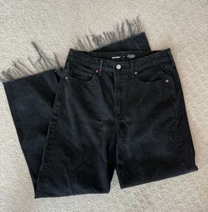 Women’s Old Navy Wide Leg Jeans thumbnail 1