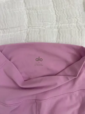 Alo Set Yoga thumbnail 4