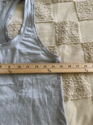 Vuori Lux Performance Tank size S thumbnail 3