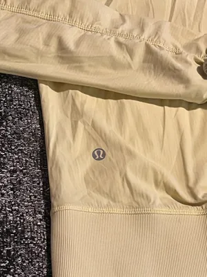 Womens sz4 Lululemon Street to Studio Jacket Mellow Lemon Yellow Full Zip thumbnail 6