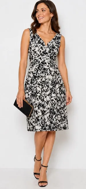 Adrianna‎ Papell Black Ivory Floral Fit & Flare Dress Size 10 thumbnail 1