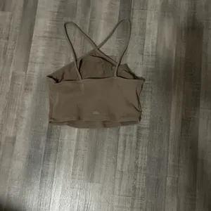 Alo cropped criss cross tank top! thumbnail 2