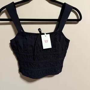 NWT Aritzia Sunday Best Martine Poplin Top Black- Size Small thumbnail 5