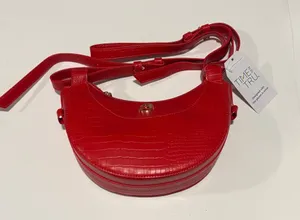 Time and Tru Vibrant Red Crossbody Bag thumbnail 1