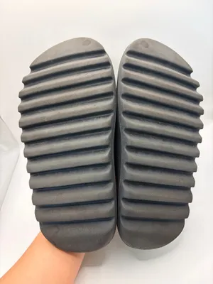 Yeezy YZY Black Foam Slide Sandals Chunky Minimalist Streetwear Men’s Size 6 thumbnail 10