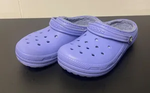 Crocs Women's Purple Lined Clogs Size 5 SKU 2068 thumbnail 1