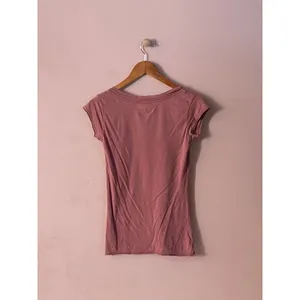 Disney Vintage 2006 Women’s Dusty Rose Pink Mickey Las Vegas V-Neck Tee Size S thumbnail 2
