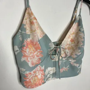 Abercrombie & Fitch floral cropped tank top blue cream peach women's size small‎ thumbnail 3