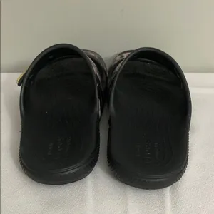 CROCS women’s Black and Purple Tie-Dye Slide Sandals size 9 thumbnail 5