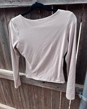 Tan Long Sleeve Crop Top Size M thumbnail 1