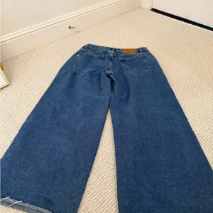 Women's Blue Wide-Leg Jeans thumbnail 2