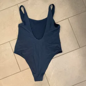 Abercrombie and Fitch Bodysuit XL thumbnail 2