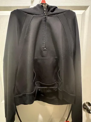 PacSun New Pac 1980 Women Black Oversized Sweatshirt thumbnail 1