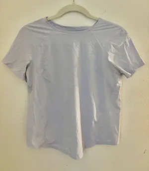 Lululemon Top thumbnail 1