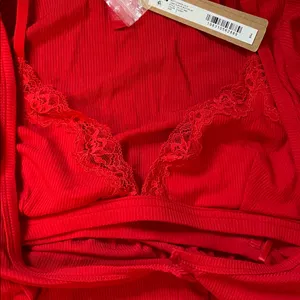 NWT RARE SKIMS Cherry Long Sleeve thumbnail 5