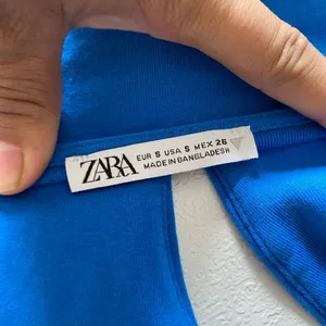 Zara Blue Halter Top Size Small Plunge Neck Y2K Going Out Top thumbnail 4