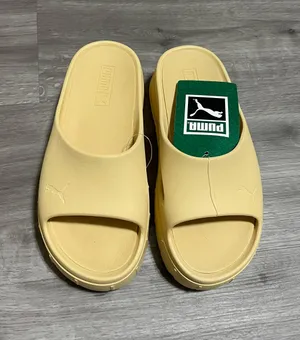 Puma Platform Slides thumbnail 1