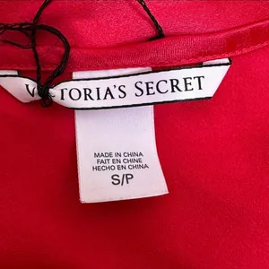 Victoria-s-secret Women's Red and White Vest thumbnail 5