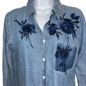 RAILS Chambray Shirt Button‎ Up Floral Embroidered Long Sleeve EUC Size XS thumbnail 3