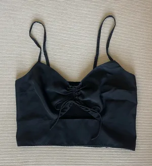 Abercrombie & Fitch Crop Top thumbnail 1