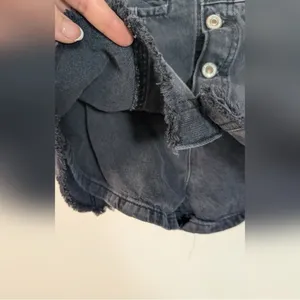 Free People - Faded Black Midnight Sun Mid Rise Denim Mini Skirt/Skort Size 25 thumbnail 11
