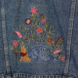 Vintage Disney Winnie The Pooh Embroidered Jean Jacket Size Small thumbnail 5