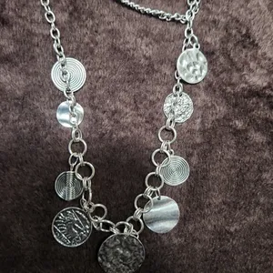 Free people YARROW LAYERED NECKLACE IN MIXED METAL thumbnail 7