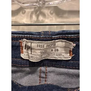 Free People High Rise Cropped Flare Jeans Seam‎ Detail Size 28 Denim Boho Retro thumbnail 2