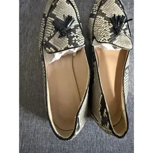 J Crew Womens Charlie Loafer Size 10 Brown Tasseled Slip On Venetian Flat Shoe thumbnail 6