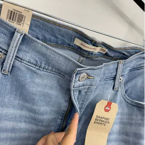 Levi's Blue Shaping Bermuda Jean Shorts 20W Mid Rise Stretch Roll Hem NEW Womens thumbnail 4