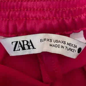 Zara Women's Pink High Waisted Pull On Smocked Trousers Sweat Pants Size XS thumbnail 4