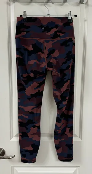 25’ Camo Align Leggings thumbnail 1