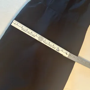 Lulu's Black Deep V Bodycon Sleeveless Sheath Midi Dress size Large fitted thumbnail 10