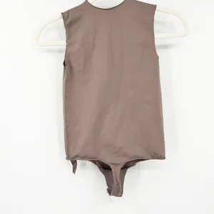 Skims Womens Minimalist‎ Essential Crewneck Sleeveless Bodysuit XXS / XS Taupe thumbnail 8