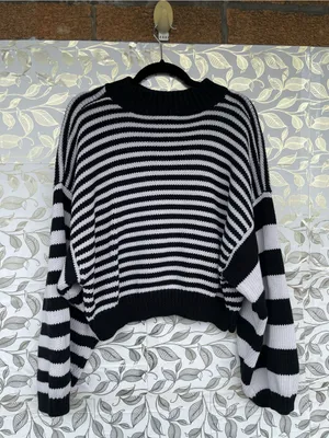 UNIF Logo Striped Oversized Sleeve Crop Sweater Medium Y2K Indie Sleaze thumbnail 6