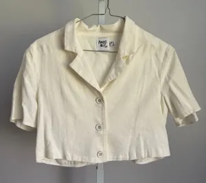 Princess Polly Crop Top Cream Button Down Short Sleeve‎ Collared Shirt thumbnail 1