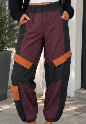 Jordan Cozy Girl Fleece Cargo Pants Black Tan Maroon Women's Medium Ski thumbnail 1