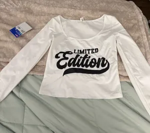 Long sleeve crop top size large White thumbnail 1