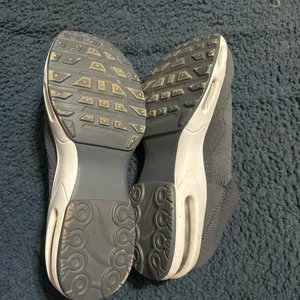 Shoes Gray Size 10 thumbnail 2