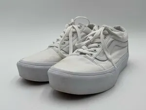 VANS Old Skool Platform White Shoes Women’s Size 7 Unisex Skate Sneakers Casual thumbnail 1