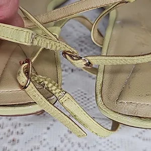 42 Gold yellow leather strappy ankle strap unique rare heel heels sz 8 thumbnail 9