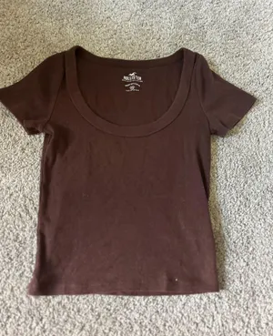 Hollister Women's Scoop Neck Brown Ribbed Top XS thumbnail 1
