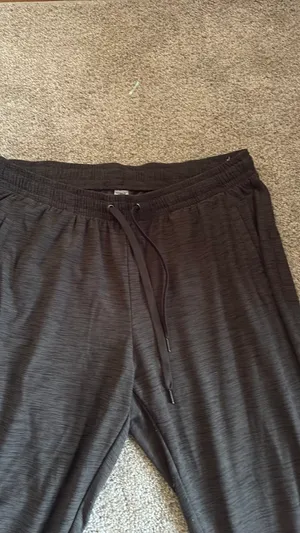 Old Navy Active Joggers thumbnail 3