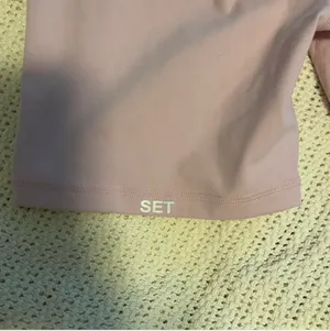 matching set thumbnail 4