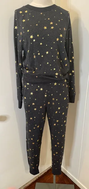 aerie Wonen’s Black Pajama Set with Gold Star Print Sz S thumbnail 1