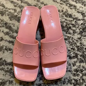 Gucci Rubber Logo Sandal Slipper size 38 thumbnail 2
