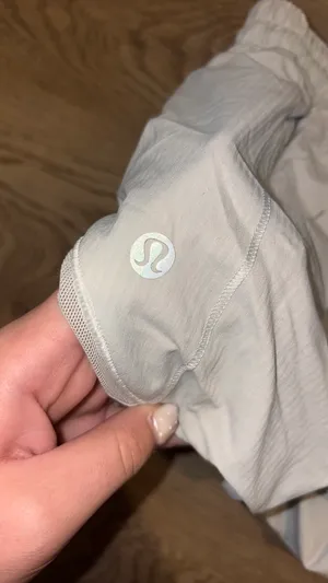 Lululemon Shorts Hotty Hot  thumbnail 3