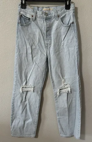 Levi's Premium Ribcage Straight Ankle Jeans Women's Sz 26‎ Light Wash Distressed thumbnail 1