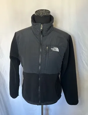 The North Face Polartec Heavyweight Fleece Women’s Jacket Black Size Small thumbnail 1