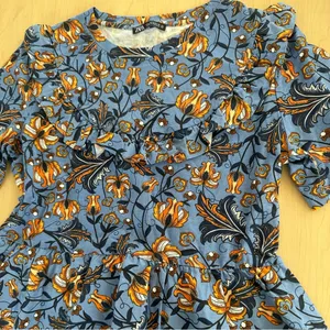 Zara Blue Floral Print Peplum Top thumbnail 5